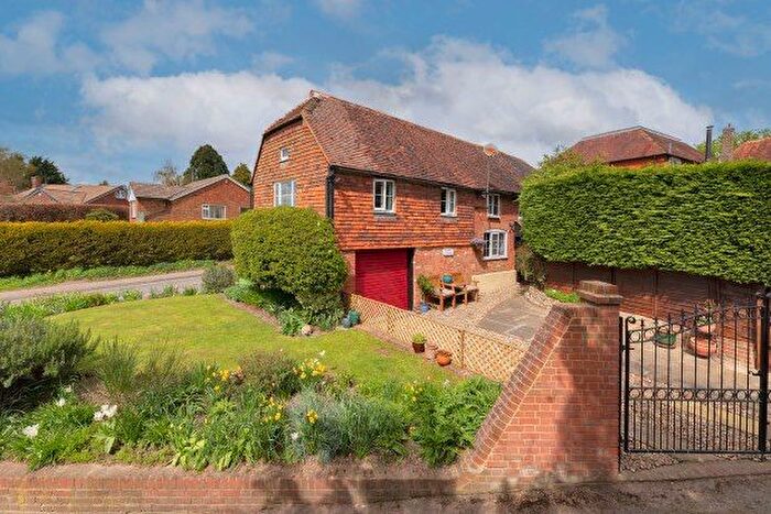 2 Bedroom Detached House To Rent In Gun Back Lane, Tonbridge, TN12