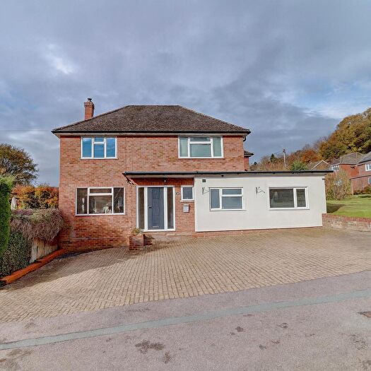 4 Bedroom Detached House To Rent In Friars Gardens, Hughenden Valley, High Wycombe, Buckinghamshire, HP14