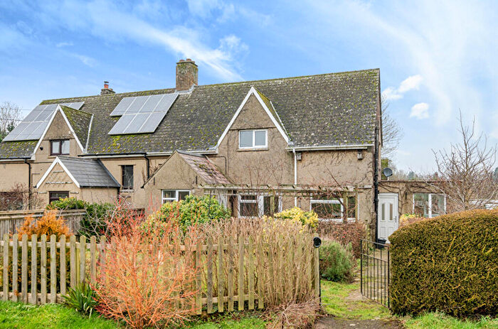 3 Bedroom Semi-Detached House For Sale In Station Road, South Leigh, Witney, OX29