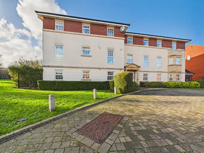 2 Bedroom Apartment For Sale In The Warren, Tuffley, Gloucester, Gloucestershire, GL4