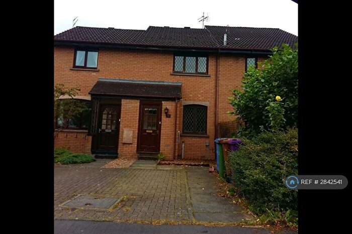 2 Bedroom Terraced House To Rent In Millhouse Drive, Glasgow, G20