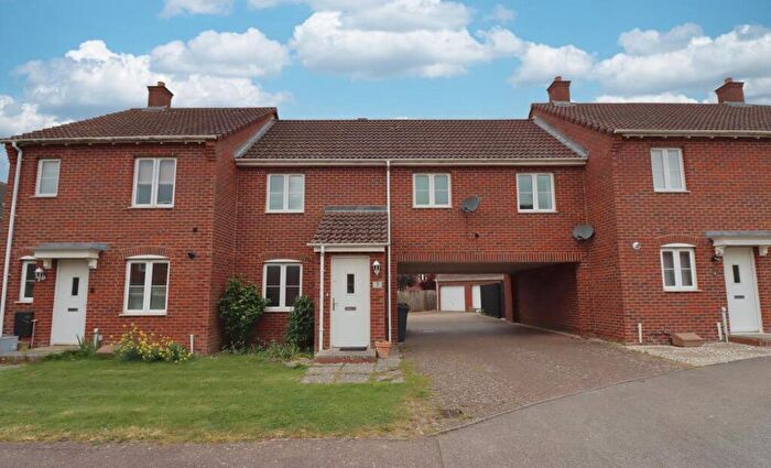 2 Bedroom Apartment To Rent In Rowan Close, Desborough, Kettering, NN14