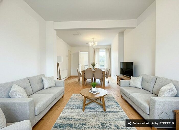 3 Bedroom End Terrace House For Sale In Blenheim Road, Littlestone, TN28