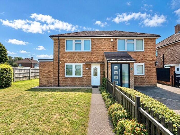 3 Bedroom Semi-Detached House To Rent In Smiths Lane, Windsor, SL4