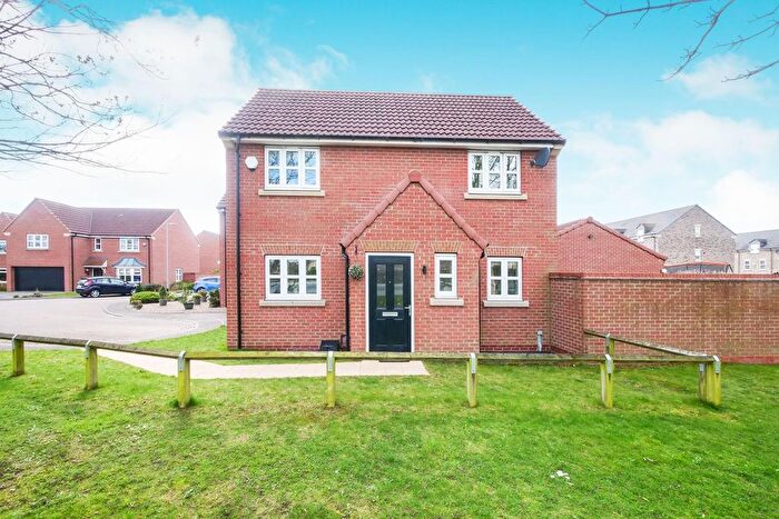 3 Bedroom Detached House For Sale In Overend Avenue, Pocklington, York, YO42