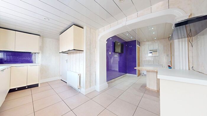 2 Bedroom Semi-Detached Bungalow For Sale In Heron Villas, South Shields, Tyne And Wear, NE34