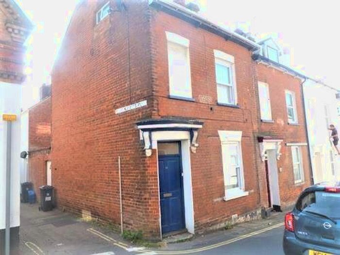 1 Bedroom Maisonette To Rent In North Street, Exmouth, EX8
