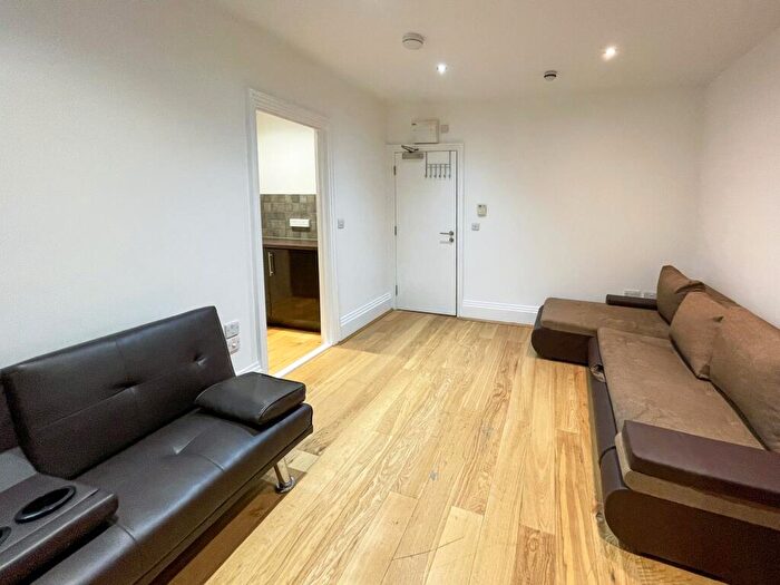 Studio To Rent In Inglewood Mansions, West End Lane, West Hampstead, NW6