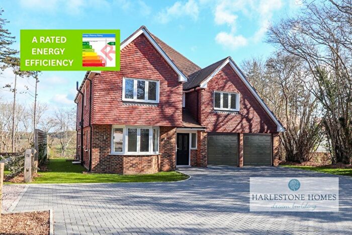 5 Bedroom Detached House For Sale In North Trade Road, Battle, TN33