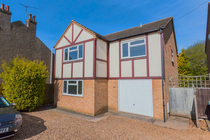 4 Bedroom Detached House To Rent In Wellingborough Road, Irthlingborough, NN9