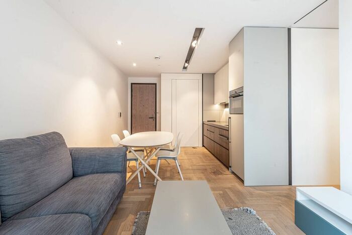 1 Bedroom Flat To Rent In Lewis Cubitt Walk, King's Cross, London, N1C