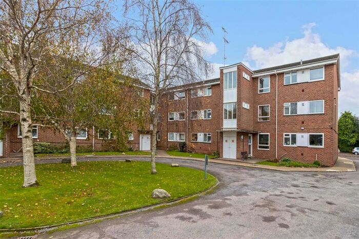 2 Bedroom Property To Rent In St. Botolphs Road, Worthing, BN11