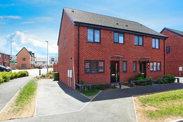 3 Bedroom Semi-Detached House For Sale In Turner Road, Peterborough, PE4