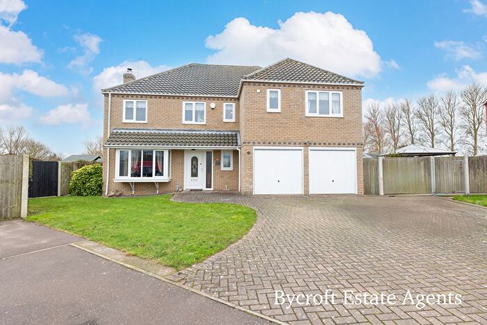 5 Bedroom Detached House For Sale In Martin De Rye Way, Caister-On-Sea, NR30