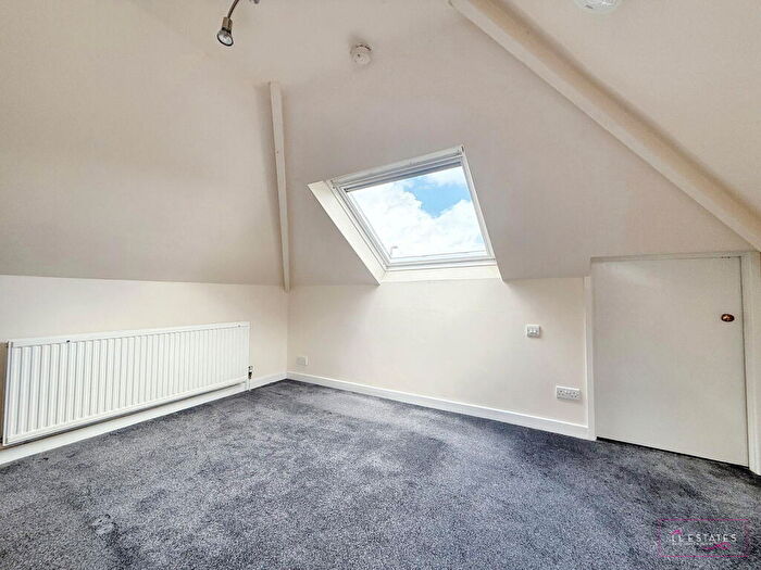 2 Bedroom Detached Bungalow To Rent In Howell Avenue, Rhuddlan, LL18