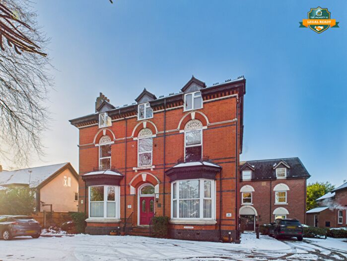 2 Bedroom Apartment For Sale In Birmingham Road, Sutton Coldfield, B72