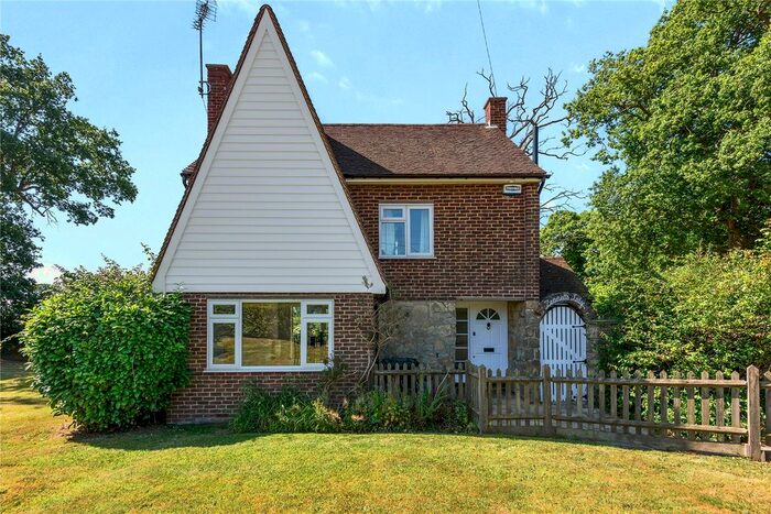 3 Bedroom Detached House To Rent In Dennetts Land Road, Crockham Hill, Edenbridge, Kent, TN8