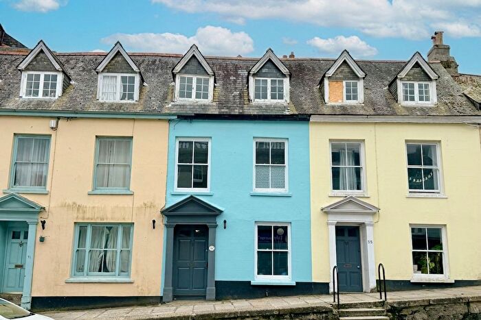 5 Bedroom Terraced House For Sale In The Terrace, Penryn, TR10