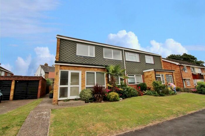 2 Bedroom Maisonette To Rent In Harbex Close, Bexley, DA5