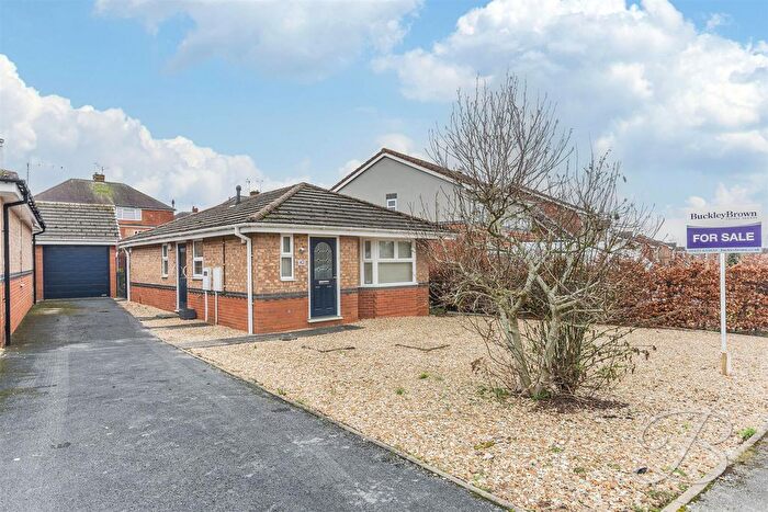 2 Bedroom Bungalow For Sale In Sandringham Road, Mansfield Woodhouse, Mansfield, NG19