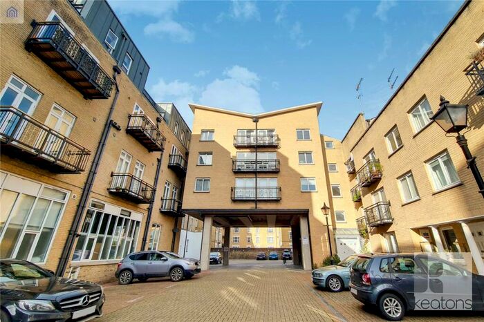 1 Bedroom Flat To Rent In Millennium Place, Bethnal Green, London, E2