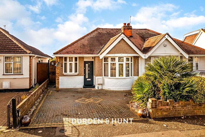 2 Bedroom Semi Detached Bungalow For Sale In Belmont Road, Hornchurch, RM12