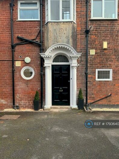 1 Bedroom Flat To Rent In Redditch Road, Kings Norton, B38