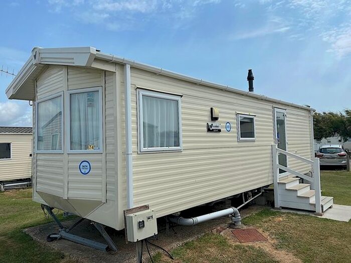 2 Bedroom Mobile/park Home To Rent In Parkhome To Let At Seal Bay, Warners Lane, Selsey, West Sussex, PO20