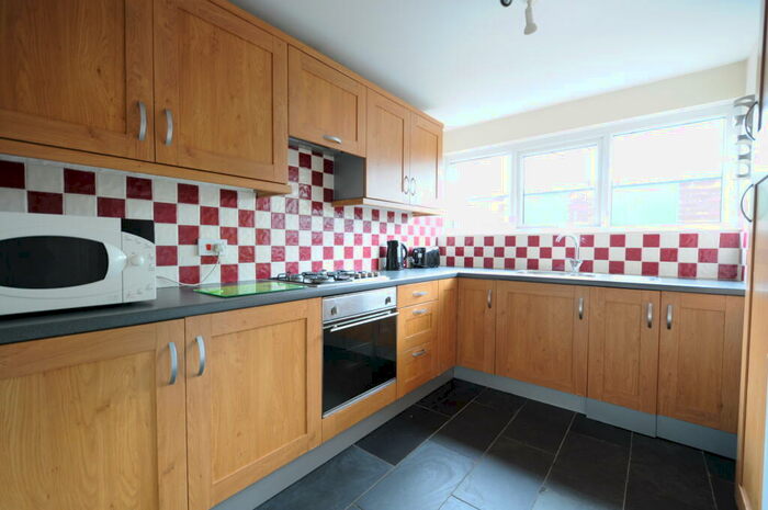2 Bedroom Apartment To Rent In The Poplars, West Bridgford, NG2