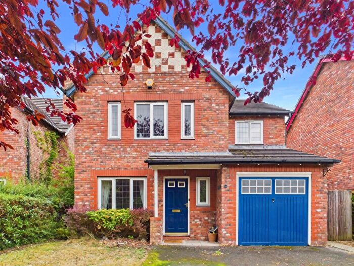 4 Bedroom Detached House For Sale In Sandringham Close, Kingsmead, Northwich, Cheshire, CW9