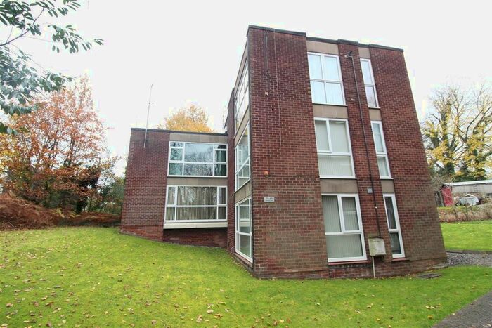 2 Bedroom Flat To Rent In Guywood Court, Sandy Lane, Romiley, SK6
