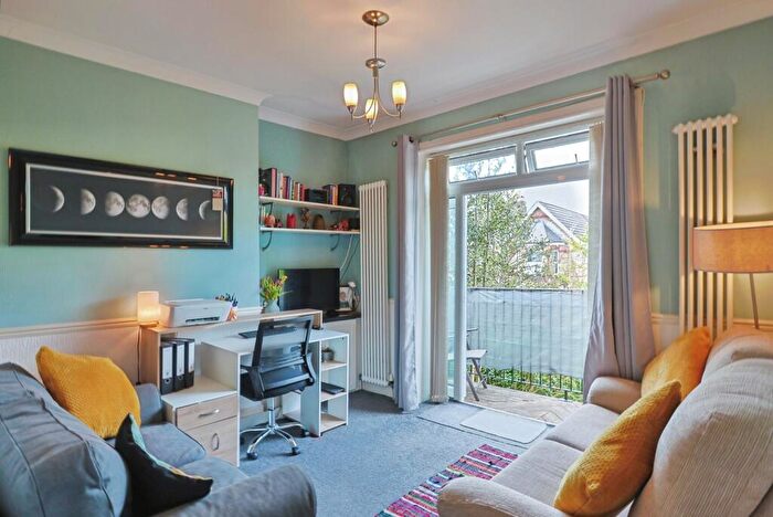 1 Bedroom Flat For Sale In Drummond Road, Bournemouth, Dorset, BH1