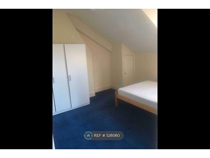 1 Bedroom Flat To Rent In Hoe St, London, E17