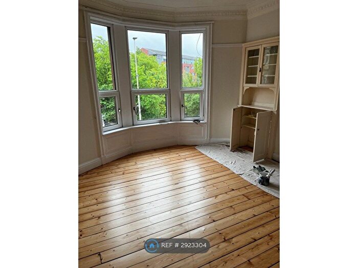 2 Bedroom Flat To Rent In Kilmarnock Road, Glasgow, G43