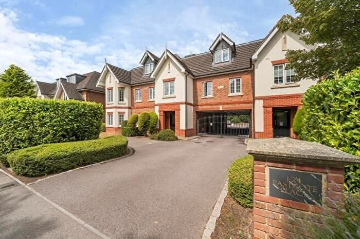 2 Bedroom Flat To Rent In Fernbank Road, Ascot, SL5