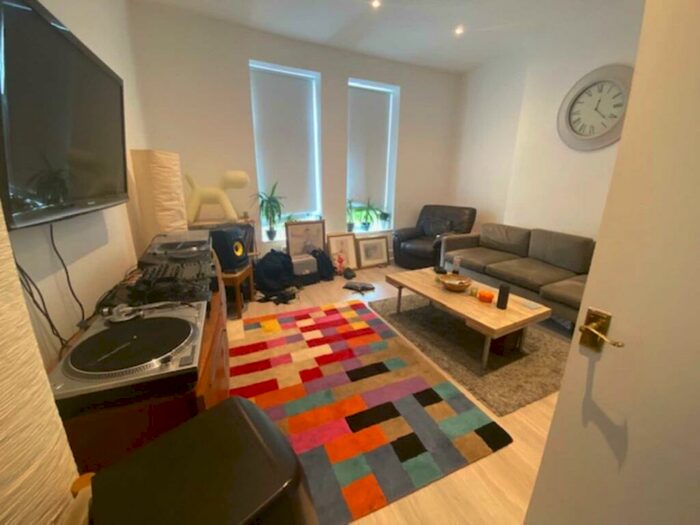 4 Bedroom Flat To Rent In Upperbrook Street, Manchester, M13