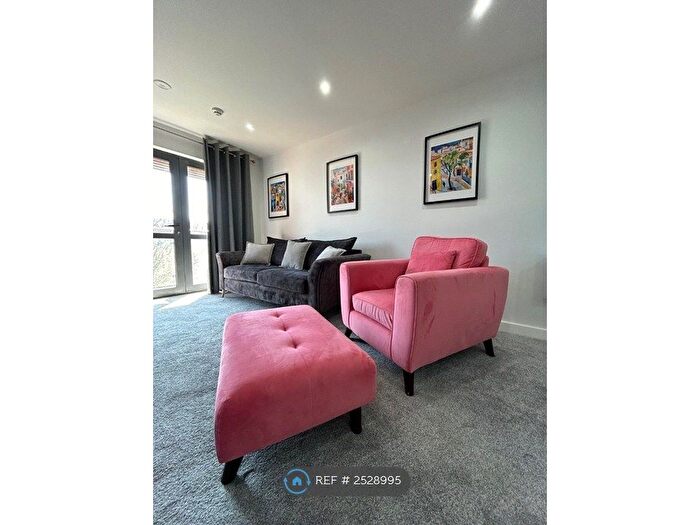 2 Bedroom Flat To Rent In The Reach, Liverpool, L3