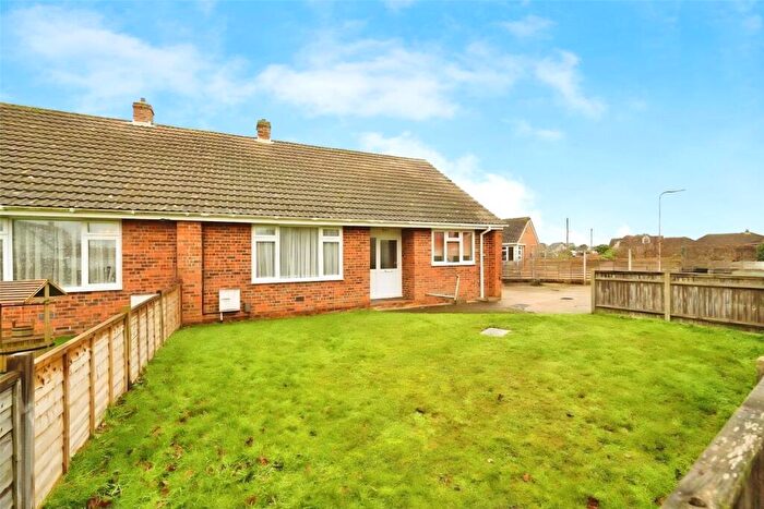 3 Bedroom Bungalow For Sale In Eastoke Avenue, Hayling Island, PO11