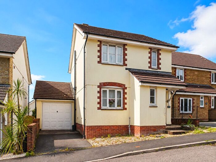 3 Bedroom Detached House For Sale In Talmena Avenue, Wadebridge, Cornwall, PL27