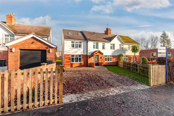 4 Bedroom Semi Detached House For Sale In Church Lane, Oakley, Bedford, Bedfordshire, MK43