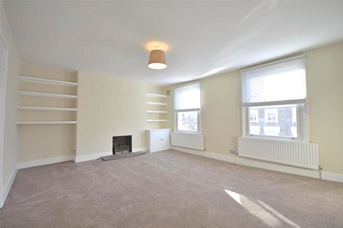2 Bedroom Apartment To Rent In Fernlea Road, Balham, SW12