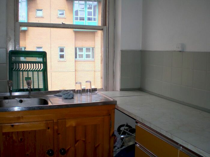 4 Bedroom Maisonette To Rent In Upper Maudlin Street, Bristol, BS2