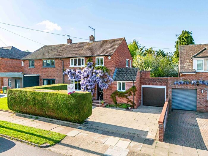 3 Bedroom Semi-Detached House For Sale In Carnegie Road, St. Albans, Hertfordshire, AL3
