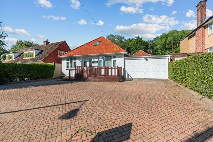 4 Bedroom Detached House To Rent In Clamp Hill, Stanmore, HA7