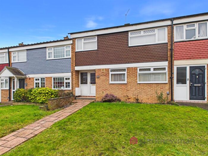 3 Bedroom Terraced House For Sale In Rundells, Harlow, CM18
