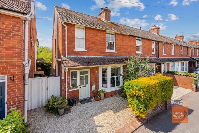 3 Bedroom End Terrace House For Sale In Parkfield Road, Topsham, Exeter, EX3