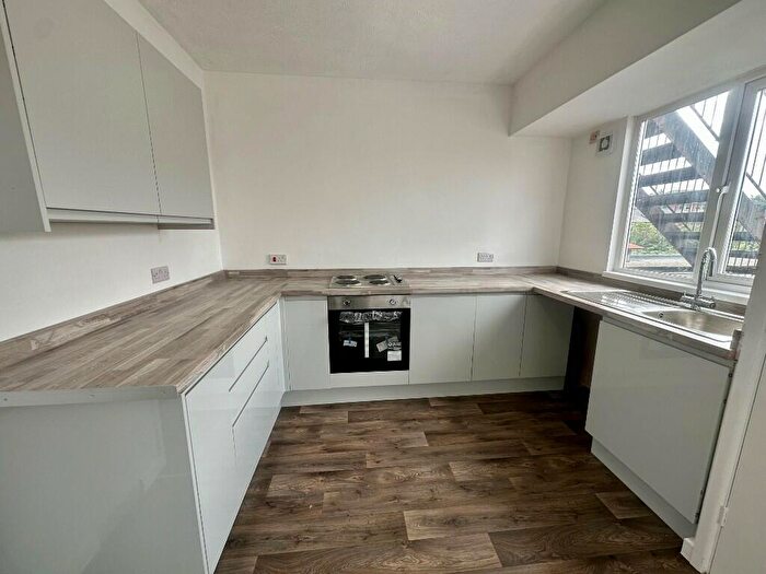 1 Bedroom Flat To Rent In London Road, Portsmouth, Hampshire, PO2