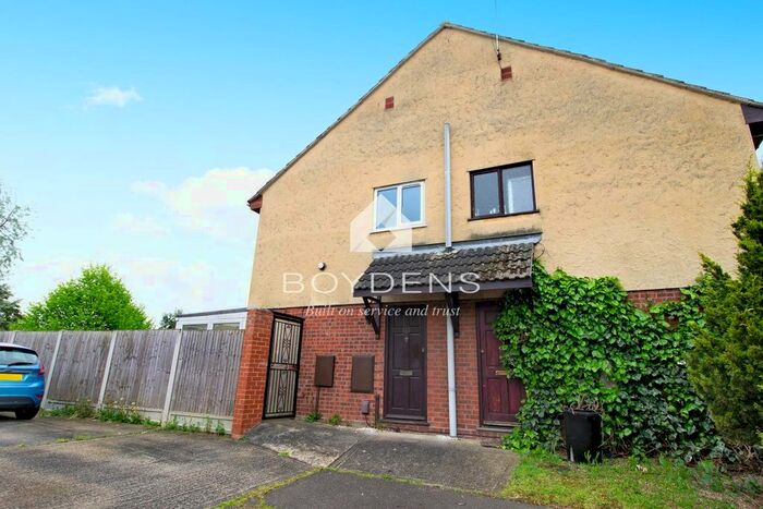 2 Bedroom Property To Rent In Gilberd Road, Colchester, Essex, CO2