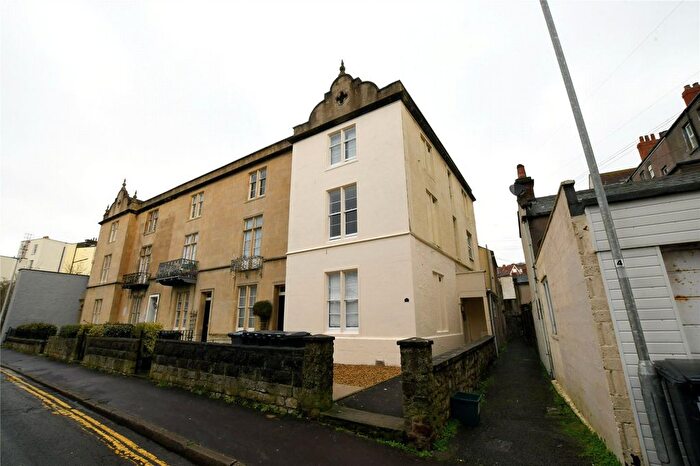 1 Bedroom Studio To Rent In South Terrace, Weston-Super-Mare, North Somerset, BS23