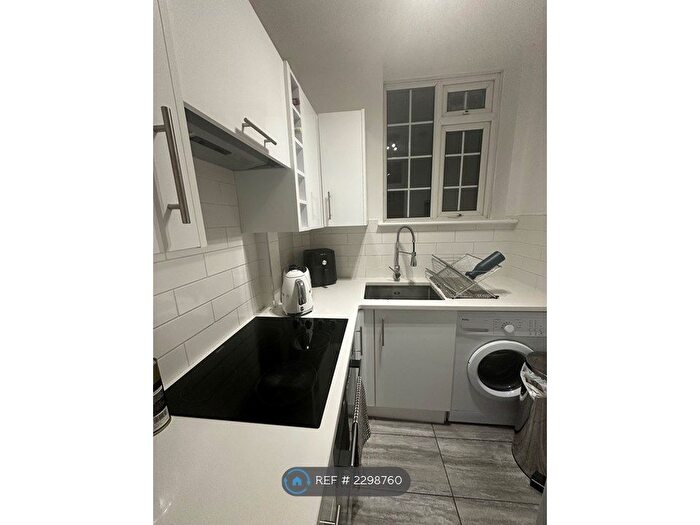 1 Bedroom Flat To Rent In Meriden Court, London, SW3